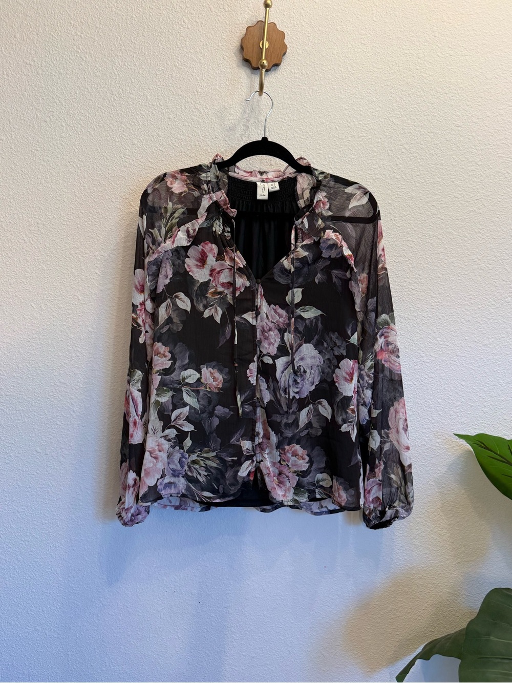 Joie Black Sheer Floral Long-Sleeve Blouse | Size Medium